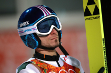 Mit dem Fahrrad : Slowenischer Ex-Skisprung-Weltmeister schwer alkoholisiert verunglückt