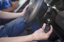 Vier Schwerverletzte: 14-Jähriger klaute Mamas Auto und baute Unfall