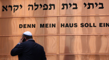 Religion: Neuer Staatsvertrag: Land setzt Zeichen gegen Antisemitismus