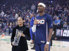 Najboljši ekipi rednega dela do zmag, branilci naslova do vodstva z 2:0