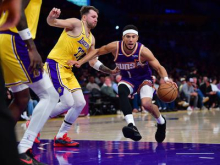 V ligi NBA odmevajo ostre obtožbe nad sodniki, zvezdnika čaka kazen