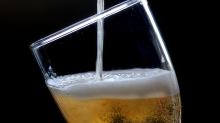 In Bremen und Niedersachsen: Bierabsatz sinkt - Länder verlieren Steuereinnahmen