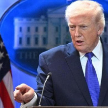 Da Armani a Moncler, la moda italiana batte cassa: “Trump ci rimborsi i dazi”