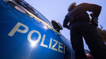 Opfer schwer verletzt: Attacke mit spitzem Gegenstand – Zwei Männer in U-Haft