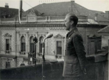 Kako zveni književnost? Uporno, vztrajno, tudi zagonetno.