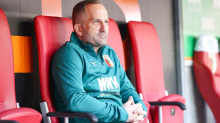 Fußball-Bundesliga: Kades Plädoyer für Trainer Baum als Augsburger Dauerlösung