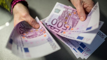 Euro, a fine anno le nuove banconote. Addio ai 500. Da Leonardo a Callas, le possibili novità