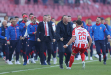 Crvena zvezda po gladki zmagi na derbiju devetič zapored srbski prvak, Dinamo osvojil 26. naslov