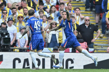 Chelsea po menjavi trenerja z golom Fernandeza izločil Leeds