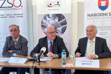 Ringen in Volksgruppe um gemeinsame Vertretung 
