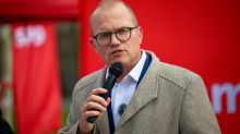 Höhere Steuern für Vermögende?: NRW-Spitzenkandidat Ott will über Einkommensverteilung reden
