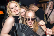 Eine riesige Schockwelle ging durch diesen beliebten Nachtclub