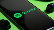 Napoved Spotifyja za drugo četrtletje pod pričakovanji, delnica v predtrgovanju za 11 odstotkov dol