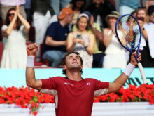 Sinner zanesljivo v polfinale, Ruud po treh tie-breakih strl Cicipasa