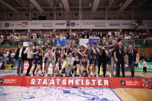 Hartberg ist erstmals Meister: „Wir feiern bis nächste Woche!“