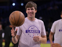 Austin Reaves se vrača, Luka Dončić na počasni poti okrevanja