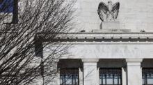 Prospettive delle banche centrali contrastanti, ma la Fed attua una politica accomodante