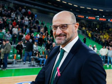 Trener Olimpije prejel veliko priznanje pred spektaklom s Crveno zvezdo