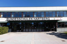 Mehr als 20 Schüler gestanden „Schummel-Skandal“: Noten zulässig