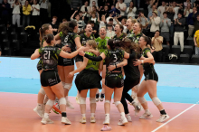 VOLLEYBALL: Grazerinnen wollen mit der Energie der Fans ein fünftes Spiel erzwingen