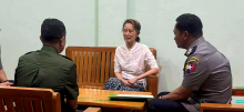 Nekdanjo mjanmarsko voditeljico Aung San Su Či iz zapora premestili v hišni pripor