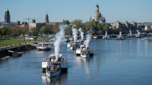 Weiße Flotte: Flottenparade der Sächsischen Dampfschifffahrt