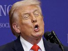 Trump gives brutal impression of congresswoman Ilhan Omar summoning brother she is accused of marrying into bed