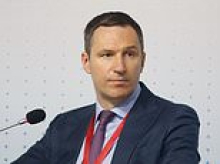 Russian minister who was sacked from his role 'flees to the US' amid fraud probe as he becomes first high-ranking official to 'escape' Putin's regime