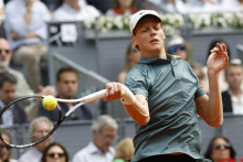 Sinner v 58 minutah odpihnil Zvereva in osvojil peti zaporedni masters