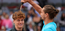 Alexander Zverev unterliegt Jannik Sinner im Finale von Madrid deutlich