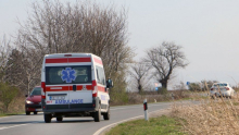 Teška nesreća kod Sopota: Povređeno 11 osoba, sudarili se autobus pun radnika i automobil