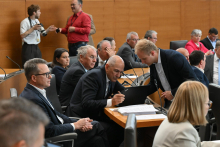 DZ se bo seznanil z odločitvijo predsednice, da v prvem krogu ne bo predlagala mandatarja