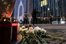 Voznik, osumljen, da je z avtomobilom ubil dva človeka, naj bi se zdravil zaradi duševnih težav
