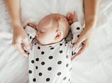 'Infant sleep experts' are giving parents advice that could KILL their baby, finds new investigation