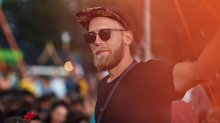 Emotionen ordnen mit Dr. Peirano: Er freute sich auf ein Festival mit seinen Freunden – dann ließen sie ihn allein