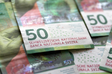 Vrhovno sodišče odločilo glede zastaranja v sporih pri kreditih v frankih