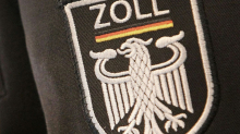 Bundesweite Durchsuchungen wegen Schwarzarbeit in Kurier- und Paketbranche