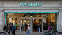 Primark, tre nuovi negozi per i dieci anni in Italia: previste 300 assunzioni