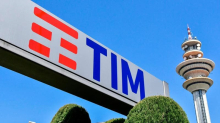 Tim, ricavi trainati dal Brasile. Ma arriva la causa miliardaria da Sky