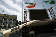 Diplomatski viri: ZDA in Iran se bližajo kratkoročnemu sporazumu. Cia: Iranu ostala večina raket.