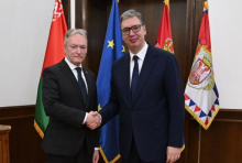 VUČIĆ SE SASTAO SA MALINOVSKIM: Sadržajan razgovor o unapređenju saradnje naših zemalja u oblastima obrazovanja, kulture, sporta, ekonomije i drugim sferama