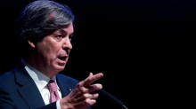 Intesa Sanpaolo, trimestre oltre le attese. Il nuovo piano parte da 2,76 miliardi di utile netto