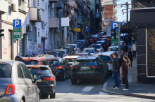 U ovoj ulici u Beogradu na snazi novi režim saobraćaja: Postavljena posebna signalizacija, evo kako će se od sada stizati do centra Zemuna