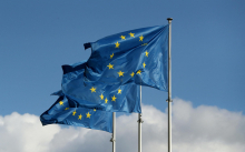 Dan Evrope: Pred točno štirimi desetletji je prvič zaplapolala modra zastava EU-ja