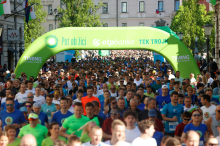 Na pohodu ob žici se tre pohodnikov, tudi tekaške preizkušnje so se začele