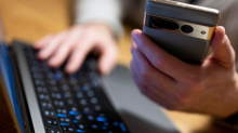 Internetkriminalität: Online-Betrüger bringen 77-Jährige um fast 51.000 Euro