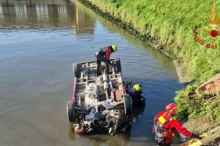 Kleinbus stürzte in Kanal bei Venedig: Drei Menschen starben