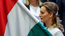 FOTO Agnes Forsthoffer nova je šefica mađarskog parlamenta: Vraćam zastavu Europske unije