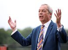 MAIL ON SUNDAY COMMENT: A tumultuous week... but two people can unite our divided Kingdom