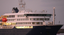 Infektionen bei Kreuzfahrt: Von Virusausbruch betroffenes Schiff in Teneriffa angekommen